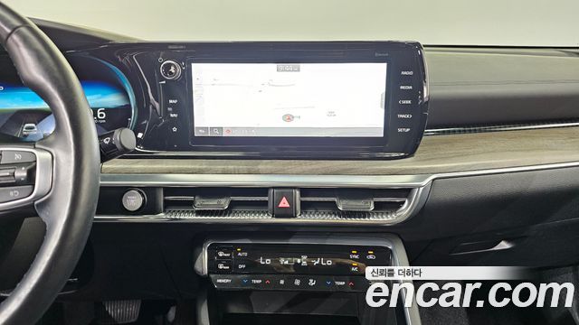 Kia K5 (III) 2.0 Signature 2022 — фото 13