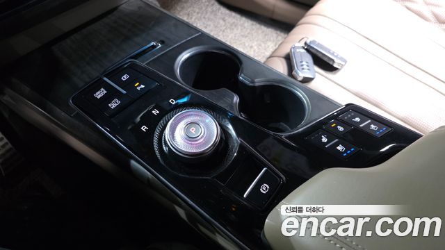 Kia K8 2.5 Gasoline 2WD Signature 2023 — фото 9