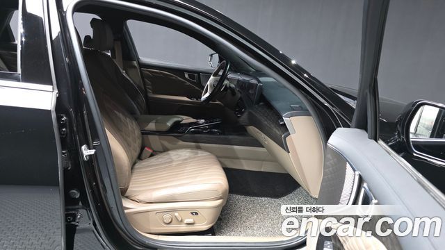Kia K8 2.5 Gasoline 2WD Signature 2023 — фото 15