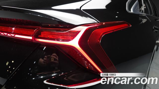 Kia K8 2.5 Gasoline 2WD Signature 2023 — фото 25