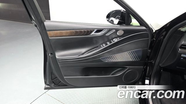 Genesis G80 (RG3) Gasoline 2.5 Turbo AWD 2024 — фото 24