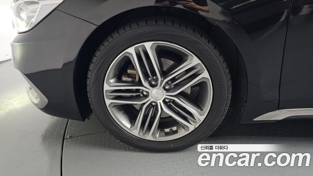 Hyundai Grandeur (IG) 2.4 Premium 2017 — фото 5