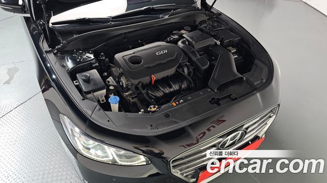 Hyundai Grandeur (IG) 2.4 Premium 2017 — фото 6