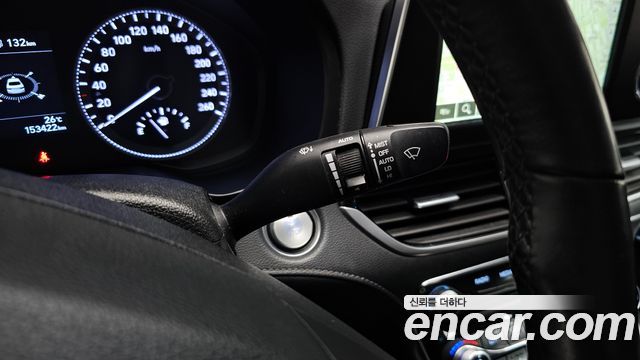 Hyundai Grandeur (IG) 2.4 Premium 2017 — фото 18