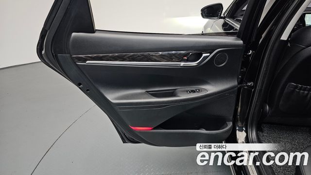 Hyundai Grandeur (IG) 2.4 Premium 2017 — фото 25