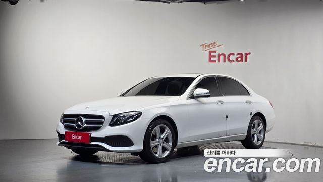 Mercedes-Benz E-Class (W213) E220d Avantgarde