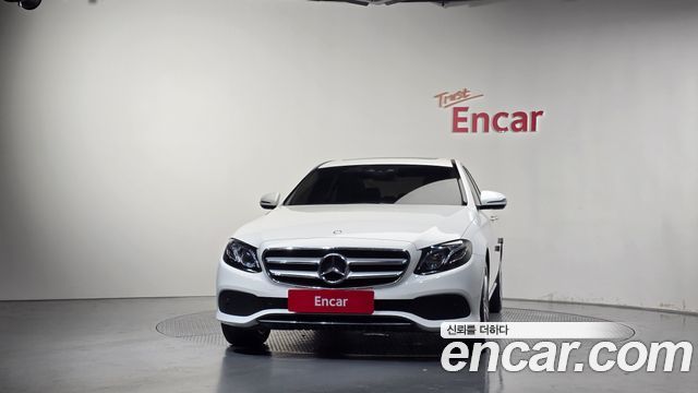 Mercedes-Benz E-Class (W213) E220d Avantgarde 2017 — фото 3