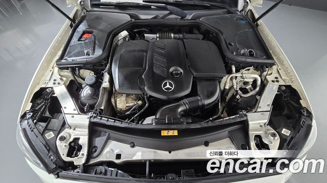 Mercedes-Benz E-Class (W213) E220d Avantgarde 2017 — фото 6
