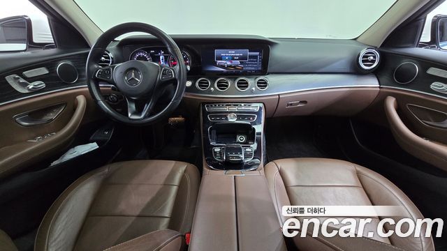 Mercedes-Benz E-Class (W213) E220d Avantgarde 2017 — фото 7