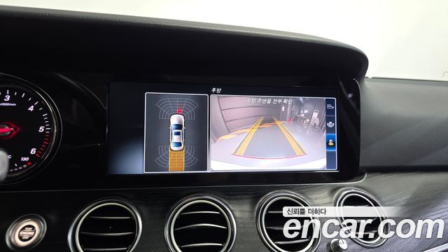 Mercedes-Benz E-Class (W213) E220d Avantgarde 2017 — фото 14