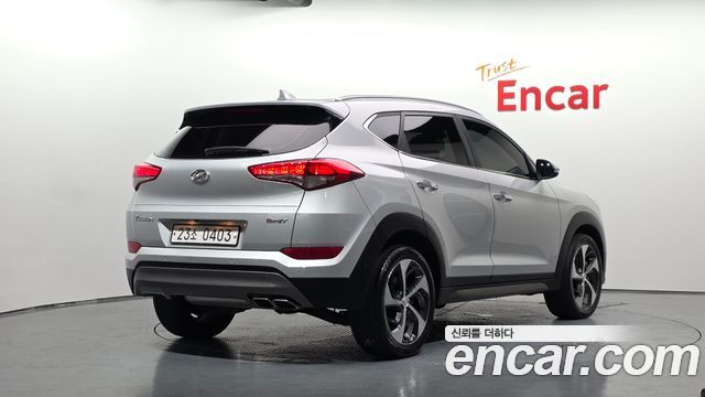 Hyundai Tucson Diesel 2.0 2WD Premium 2016 — фото 2