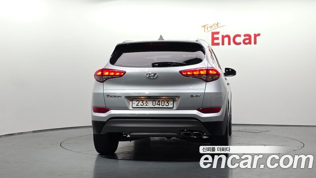 Hyundai Tucson Diesel 2.0 2WD Premium 2016 — фото 4