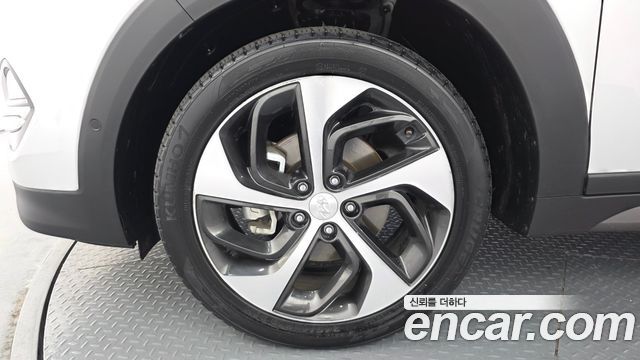 Hyundai Tucson Diesel 2.0 2WD Premium 2016 — фото 5