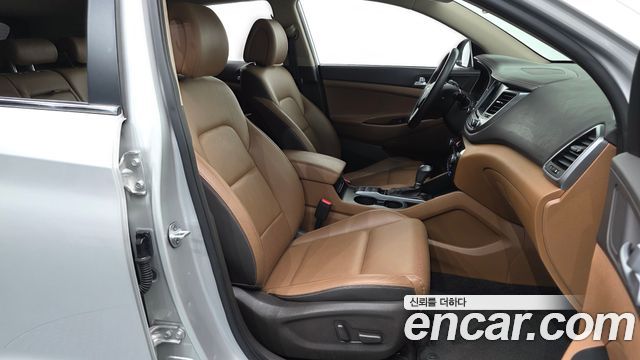 Hyundai Tucson Diesel 2.0 2WD Premium 2016 — фото 15