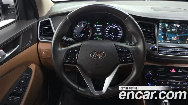 Hyundai Tucson Diesel 2.0 2WD Premium 2016 — фото 17