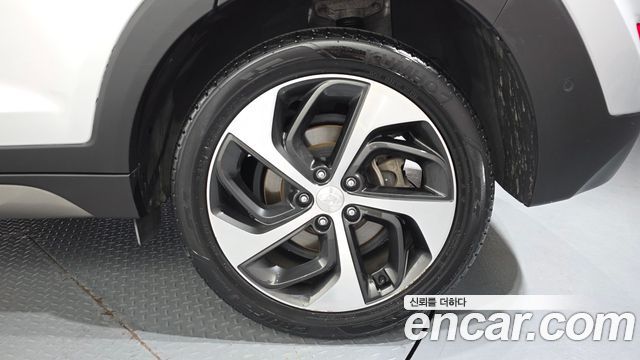 Hyundai Tucson Diesel 2.0 2WD Premium 2016 — фото 27