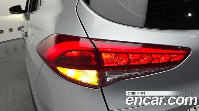 Hyundai Tucson Diesel 2.0 2WD Premium 2016 — фото 29