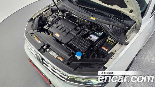 Volkswagen Tiguan (II) 2.0 TDI Prestige 2020 — фото 6
