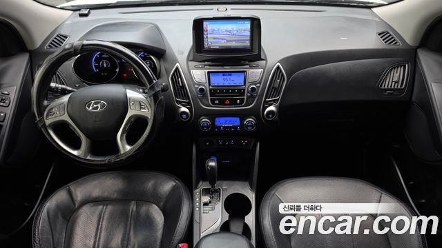 Hyundai Tucson ix Diesel 2WD LX20 Premier 2012 — фото 7