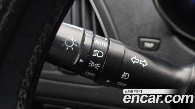 Hyundai Tucson ix Diesel 2WD LX20 Premier 2012 — фото 15