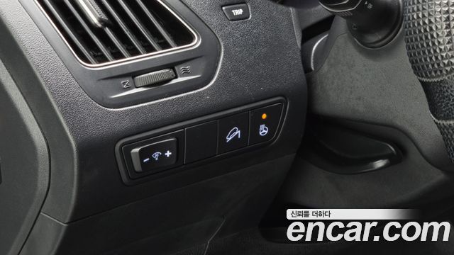 Hyundai Tucson ix Diesel 2WD LX20 Premier 2012 — фото 16