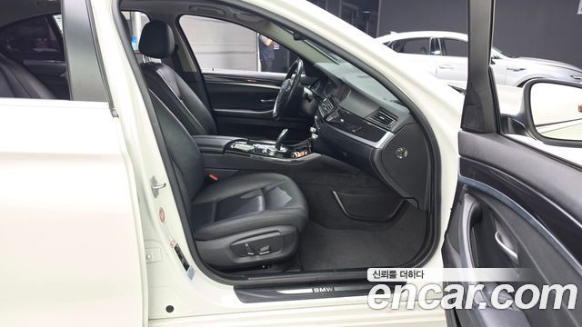 BMW 5 Series (F10) 520d 2015 — фото 11