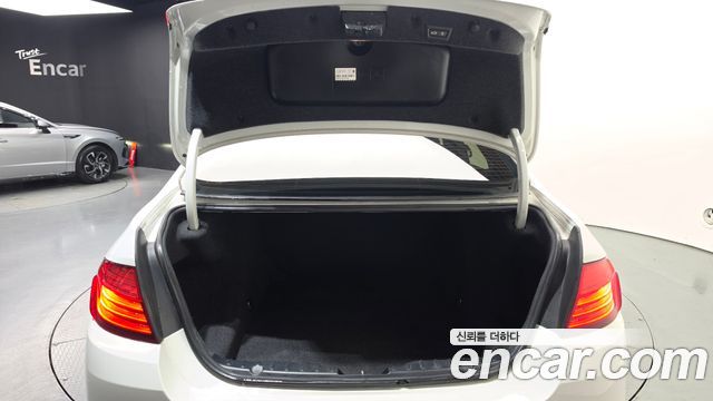 BMW 5 Series (F10) 520d 2015 — фото 20