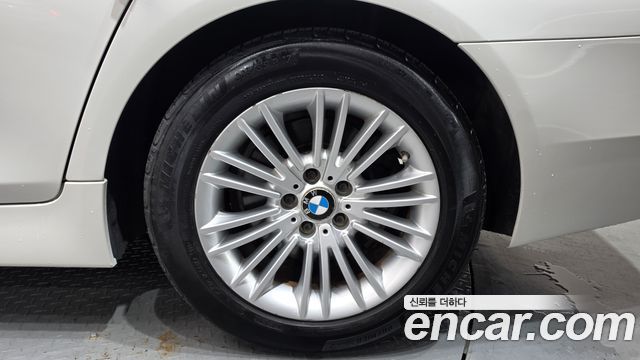 BMW 5 Series (F10) 520d 2015 — фото 21