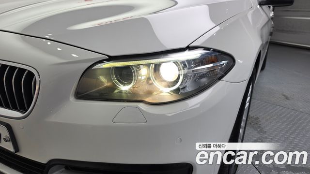 BMW 5 Series (F10) 520d 2015 — фото 22