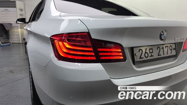 BMW 5 Series (F10) 520d 2015 — фото 23