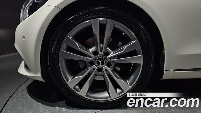 Mercedes-Benz C-Class (W205) C220 d Avantgarde 2018 — фото 5