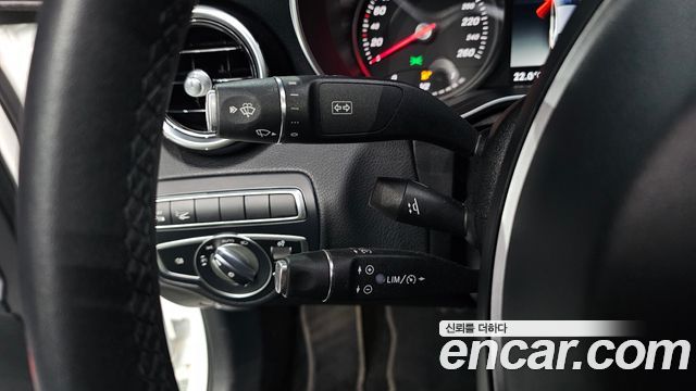 Mercedes-Benz C-Class (W205) C220 d Avantgarde 2018 — фото 33
