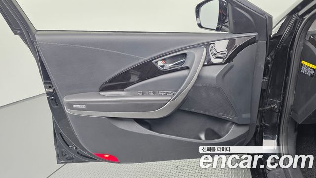 Hyundai Grandeur (HG) HG240 Modern Collection 2017 — фото 24