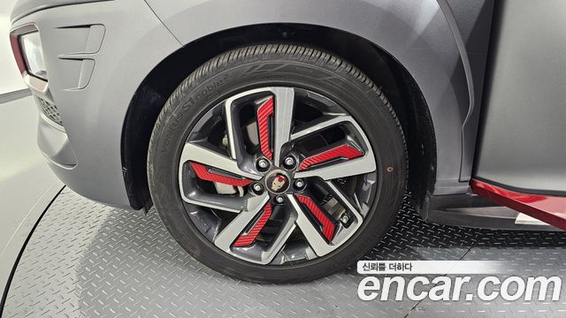 Hyundai Kona 1.6 Turbo 4WD Iron Man Edition 2019 — фото 5