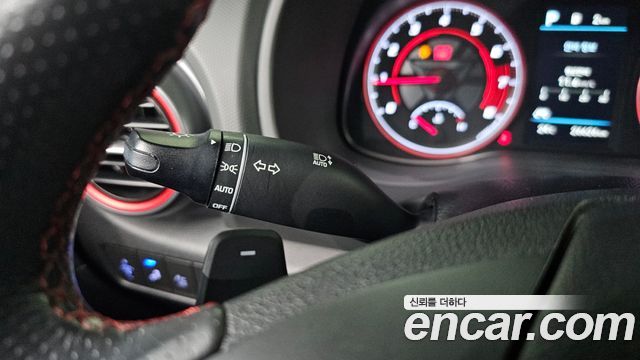 Hyundai Kona 1.6 Turbo 4WD Iron Man Edition 2019 — фото 30