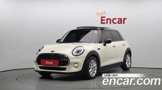 MINI Cooper 5Door HIGH 3rd
