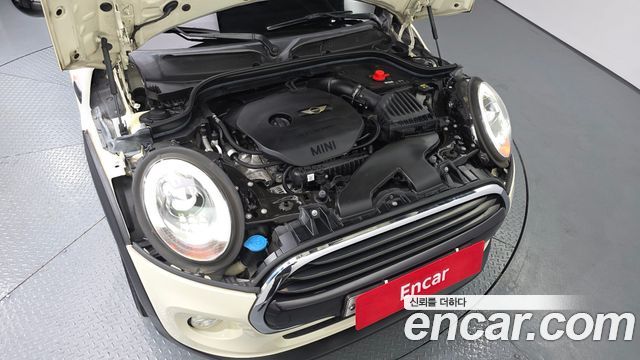 MINI Cooper 5Door HIGH 3rd 2018 — фото 6