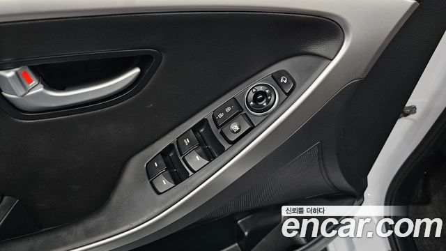 Hyundai i30 Diesel 1.6 PYL 2015 — фото 18