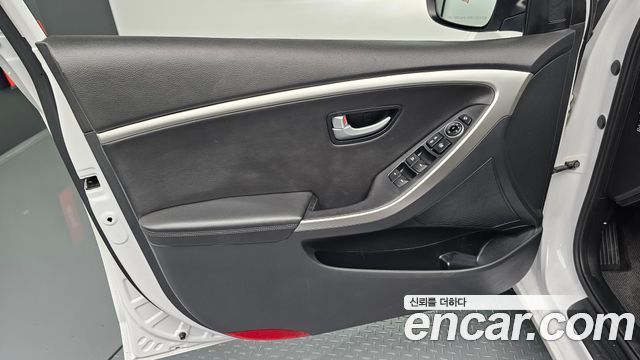 Hyundai i30 Diesel 1.6 PYL 2015 — фото 24