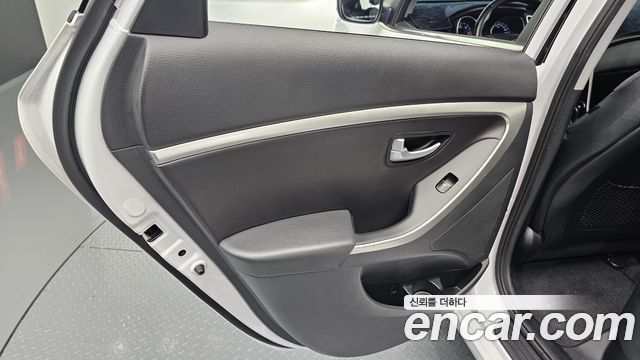 Hyundai i30 Diesel 1.6 PYL 2015 — фото 25