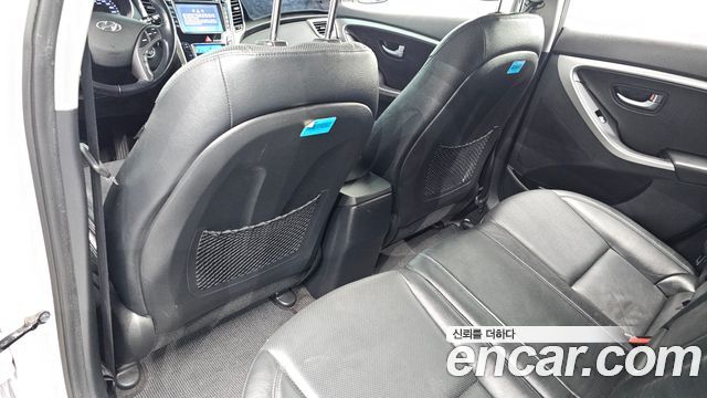 Hyundai i30 Diesel 1.6 PYL 2015 — фото 29