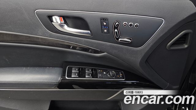 Kia K9 3.3 GDI Executive 2016 — фото 31