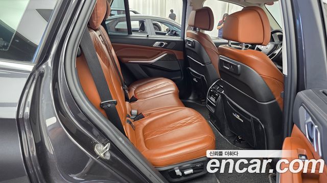 BMW X5 (G05) xDrive 40i xLine 2022 — фото 16