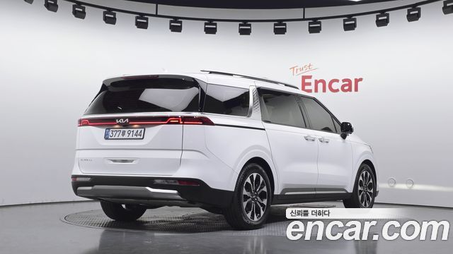 Kia Carnival (IV) Diesel 9-Seater Signature 2023 — фото 2