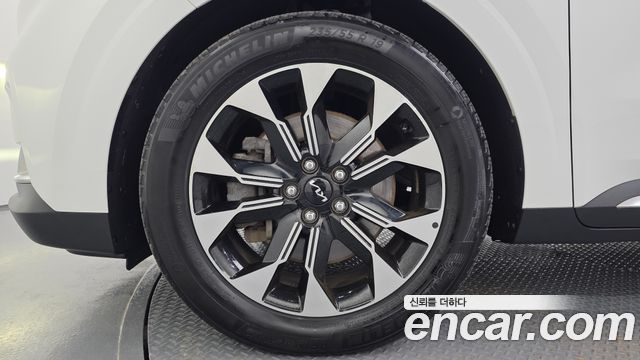 Kia Carnival (IV) Diesel 9-Seater Signature 2023 — фото 5