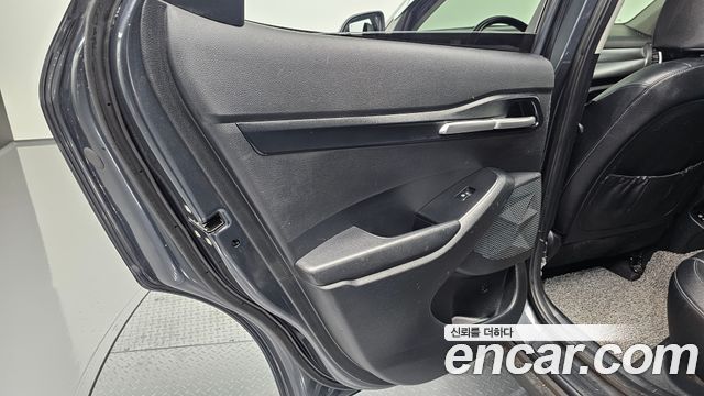 Kia Seltos Gasoline 1.6 Turbo 2WD Prestige 2024 — фото 25