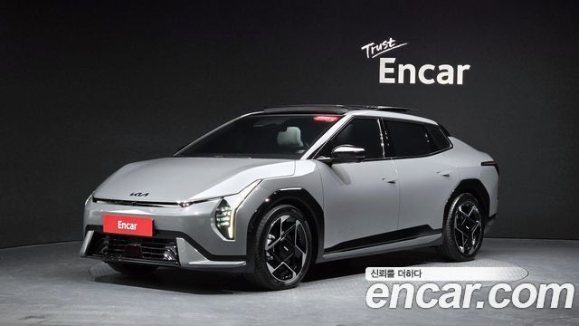 Kia EV4 Long Range 2WD GT LIne 2027 — фото 11