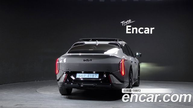 Kia EV4 Long Range 2WD GT LIne 2027 — фото 4