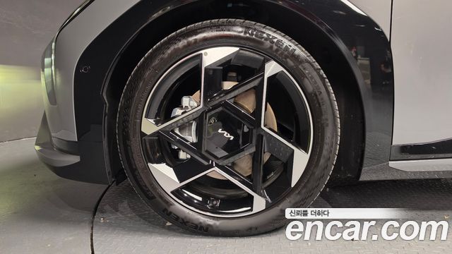 Kia EV4 Long Range 2WD GT LIne 2027 — фото 5