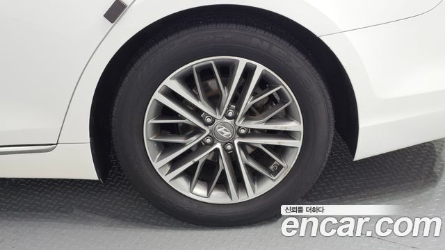 Hyundai Grandeur (IG) 3.0 LPi Modern (Rental Car) 2019 — фото 21